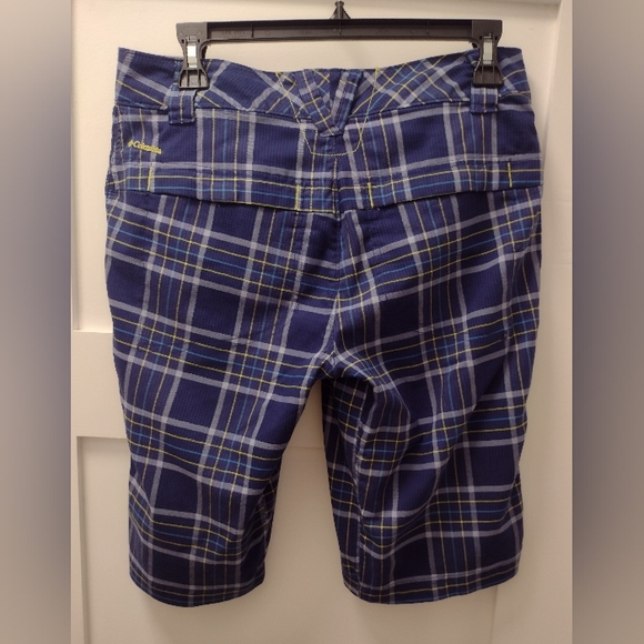 Columbia Women's Plaid Shorts - Picture 2 of 5